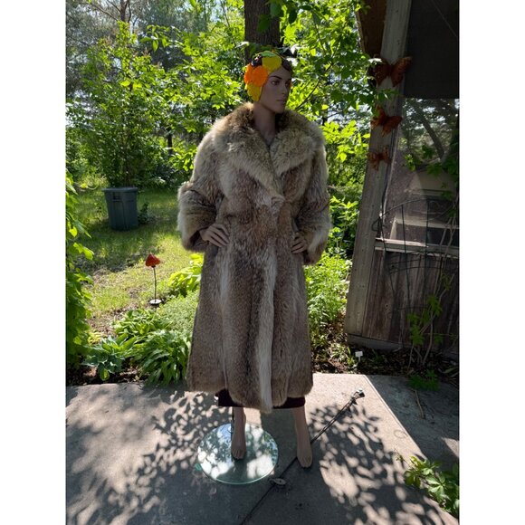Vintage Coyote Full Length Fur Coat HURTIG Furs - Picture 3 of 16